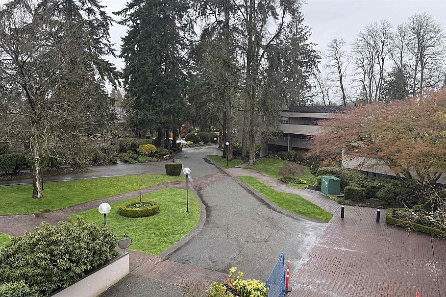 512 4900 Cartier Street Vancouver, BC - 29