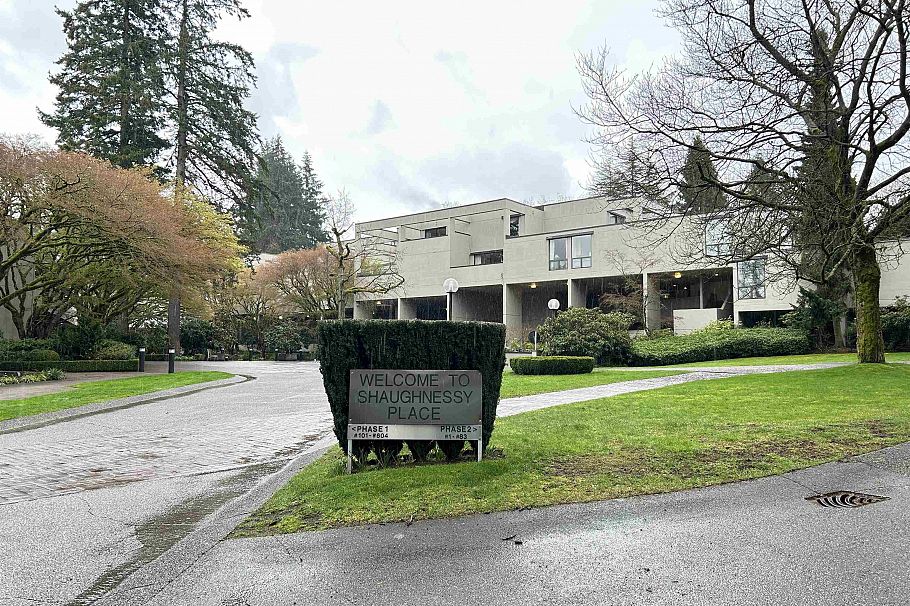 512 4900 Cartier Street Vancouver, BC - 25