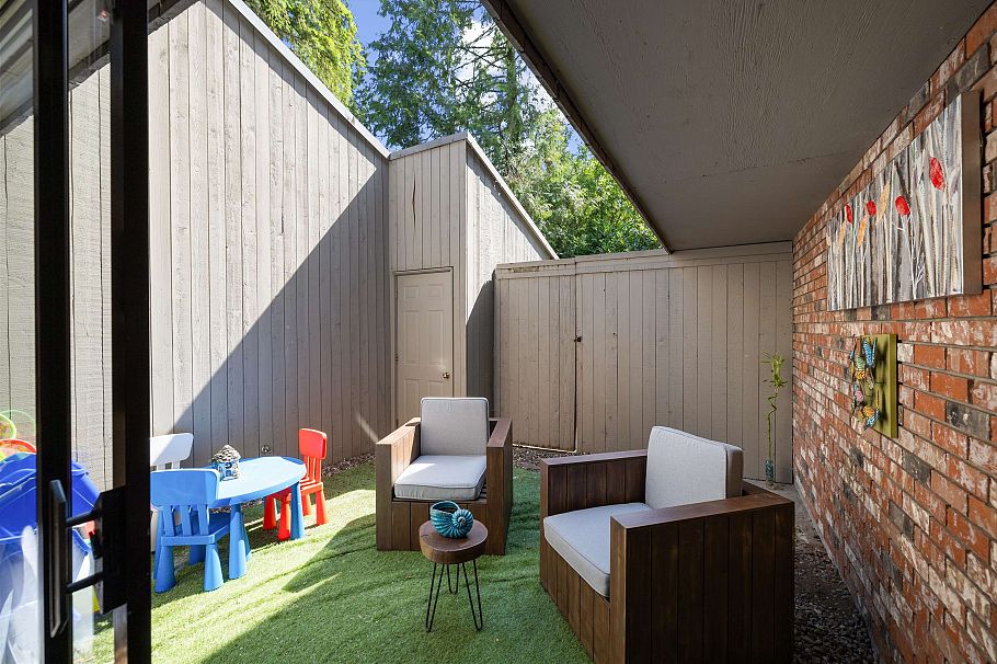 2873 Capilano Road North Vancouver, BC - 16