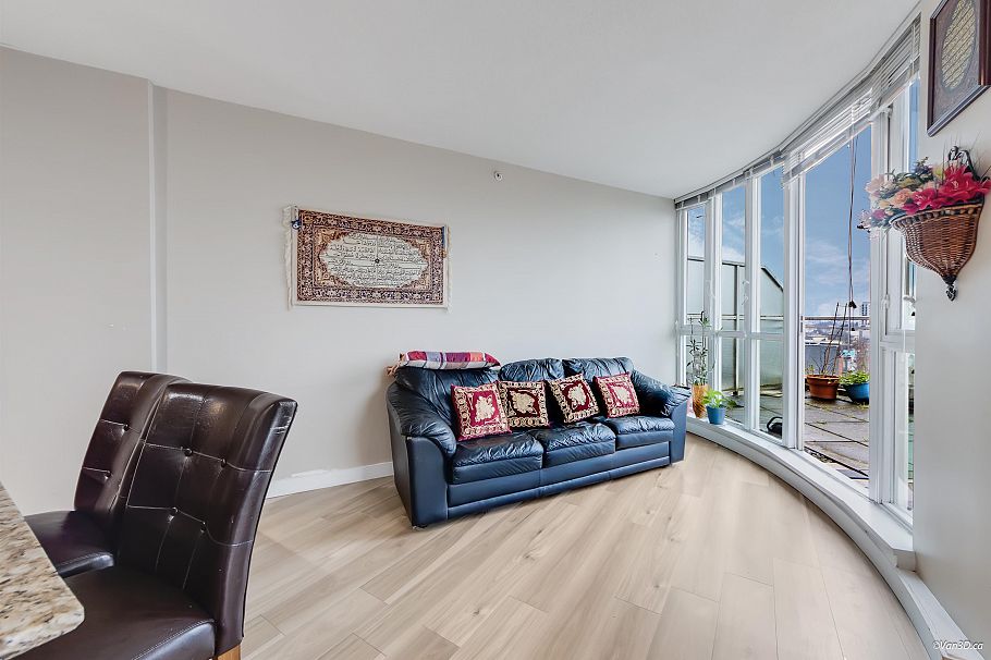 609 4028 Knight Street Vancouver, BC - 12