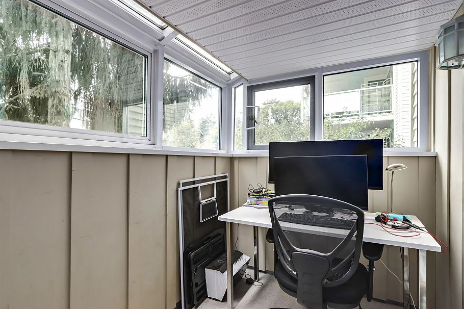 8 3250 W 4th Avenue Vancouver, BC - 18