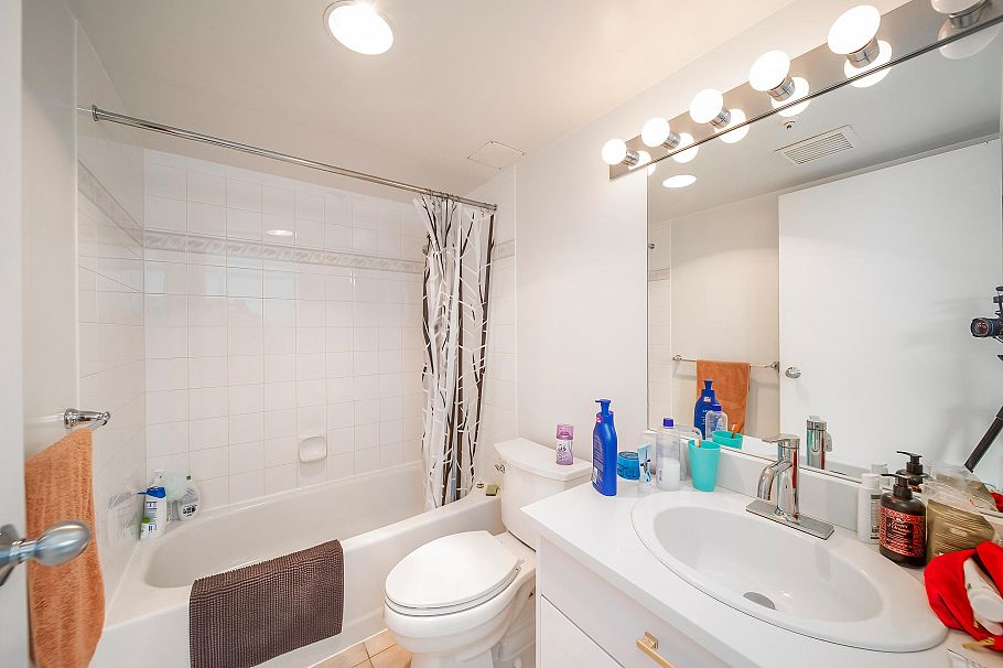 1604 811 Helmcken Street Vancouver, BC - 11