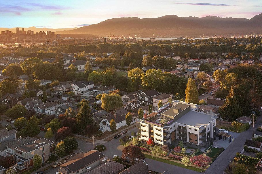 203 2670 Garden Drive Vancouver, BC - 4