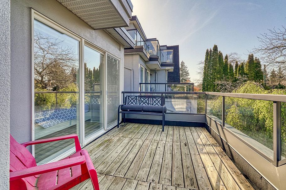 4218 W 10th Avenue Vancouver, BC - 15