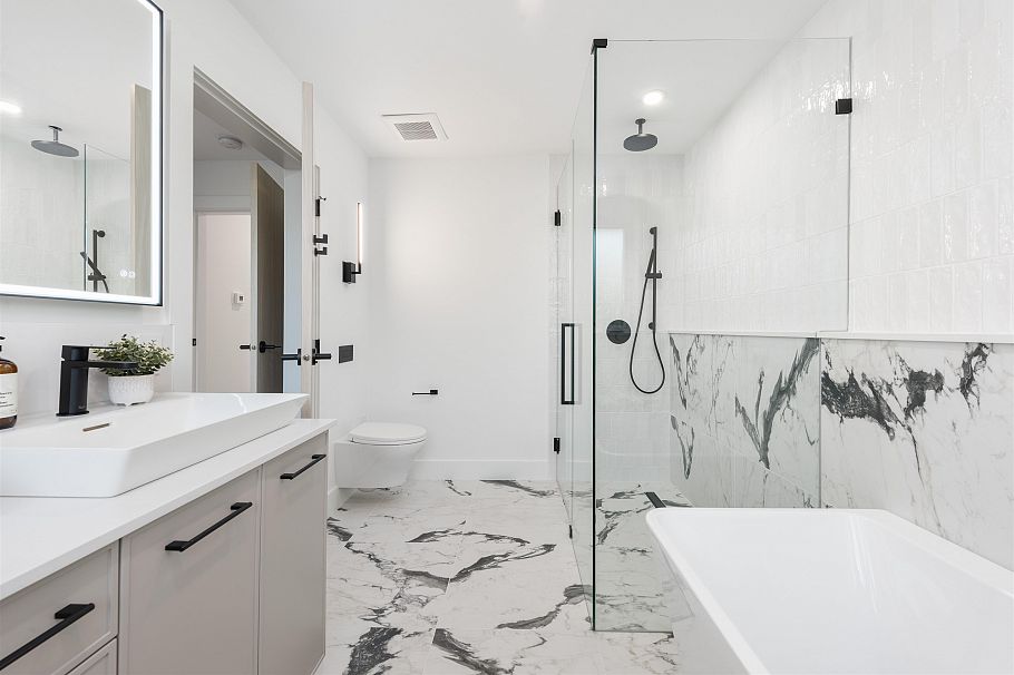 1495 W 52nd Avenue Vancouver, BC - 18