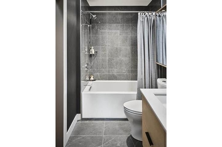 109 8030 Oak Street Vancouver, BC - 5