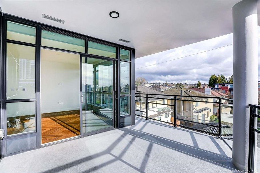 204 458 W 63rd Avenue Vancouver, BC - 2