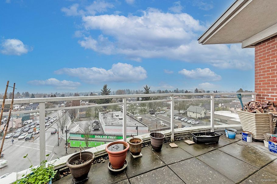 609 4028 Knight Street Vancouver, BC - 9