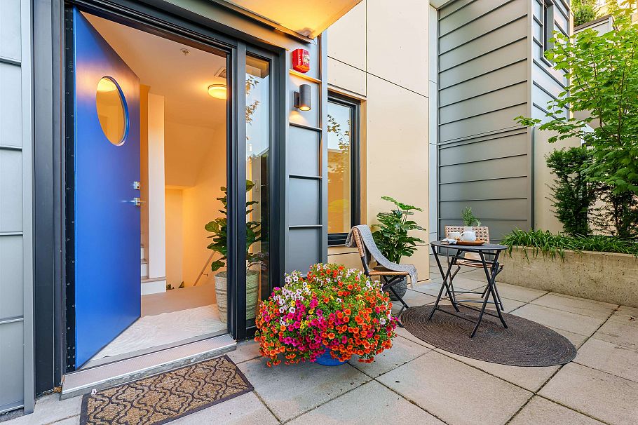 314 1471 Hunter Street North Vancouver, BC - 3