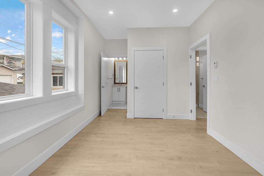 4325 Kamloops Street Vancouver, BC - 14