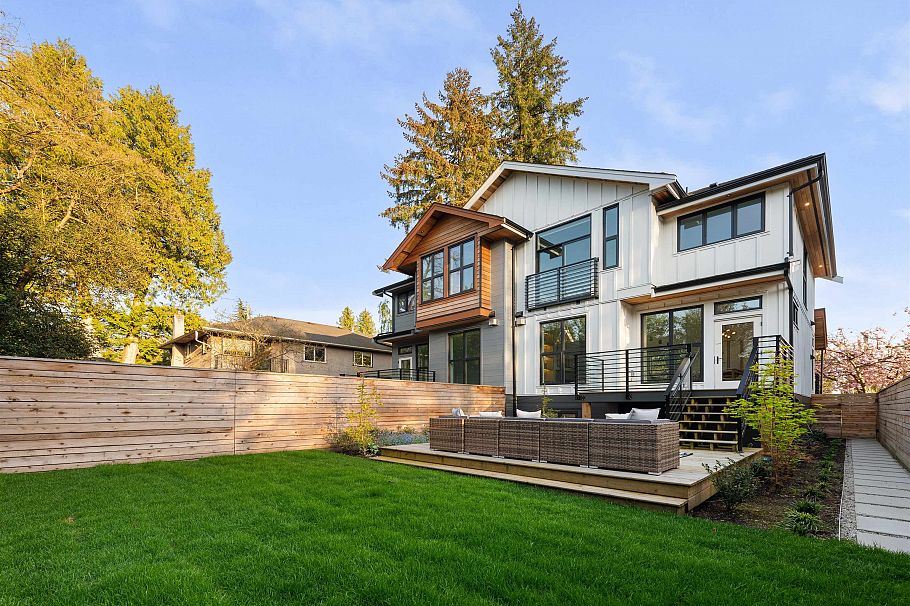 1493 W 52nd Avenue Vancouver, BC - 36