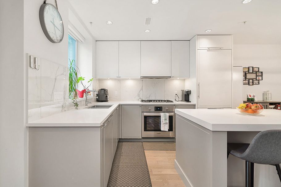 7619 Yukon Street Vancouver, BC - 11