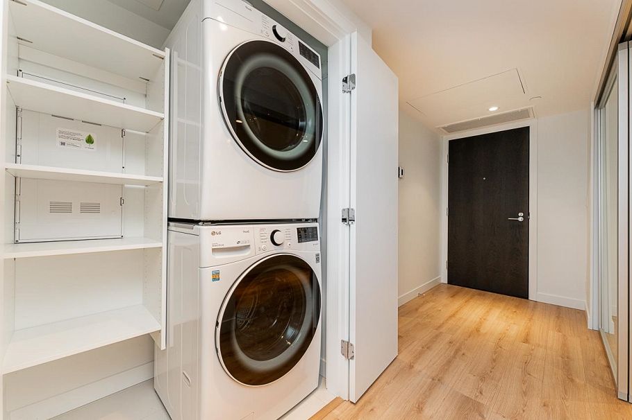 1202 1500 Fern Street North Vancouver, BC - 23