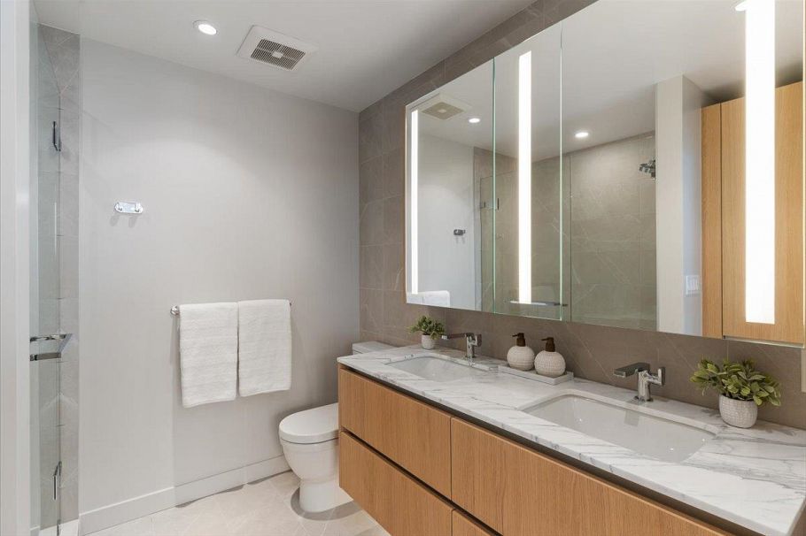 2404 1500 Fern Street North Vancouver, BC - 19