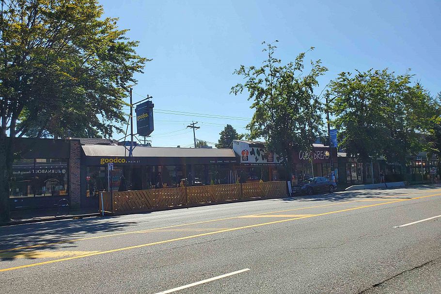 87 E 15th Avenue Vancouver, BC - 7