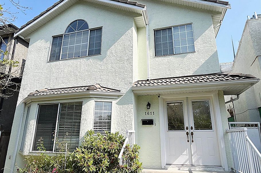 1611 E 57th Avenue Vancouver, BC - 1