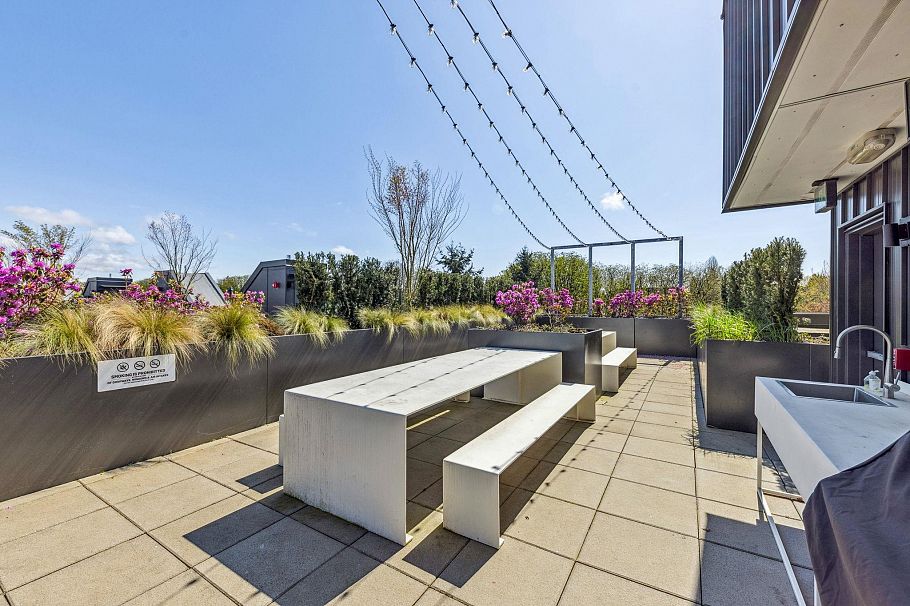 316 2520 Guelph Street Vancouver, BC - 20