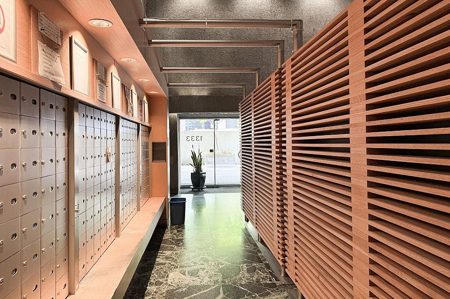 409 1333 W Georgia Street Vancouver, BC - 4