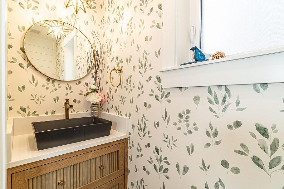 2045 E 51 Avenue Vancouver, BC - 22