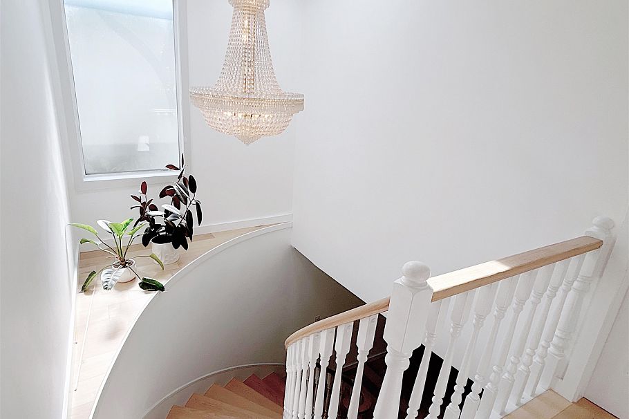 1611 E 57th Avenue Vancouver, BC - 8