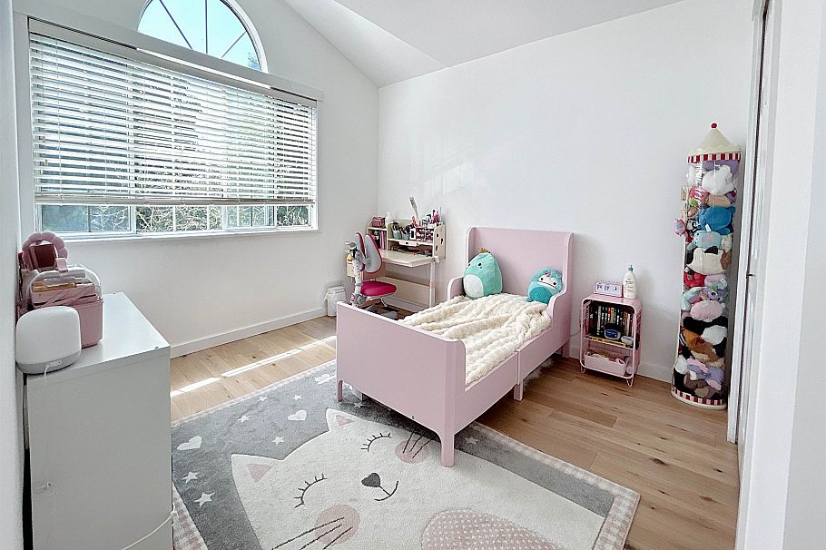 1611 E 57th Avenue Vancouver, BC - 10