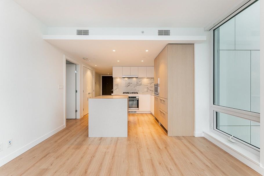 1202 1500 Fern Street North Vancouver, BC - 12