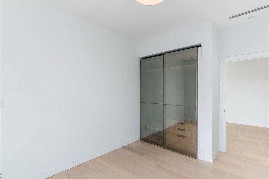 2404 1500 Fern Street North Vancouver, BC - 32