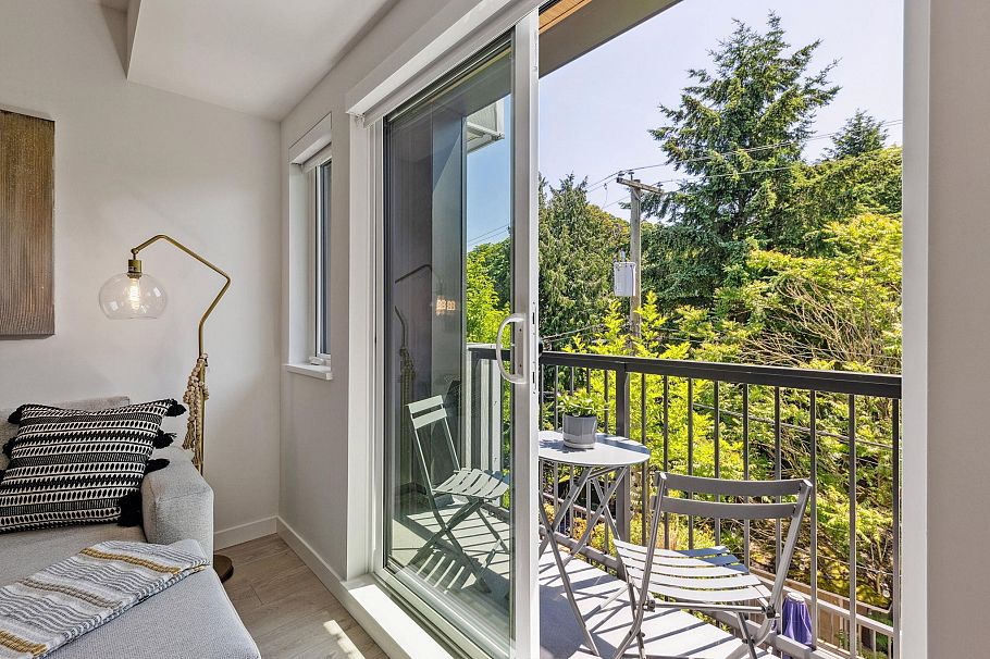 316 2520 Guelph Street Vancouver, BC - 17