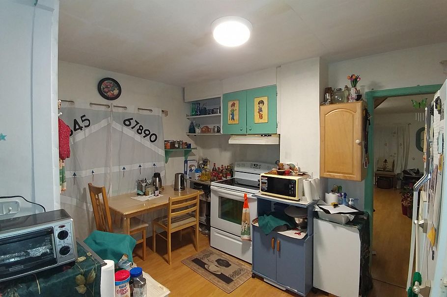 519 Salsbury Drive Vancouver, BC - 7