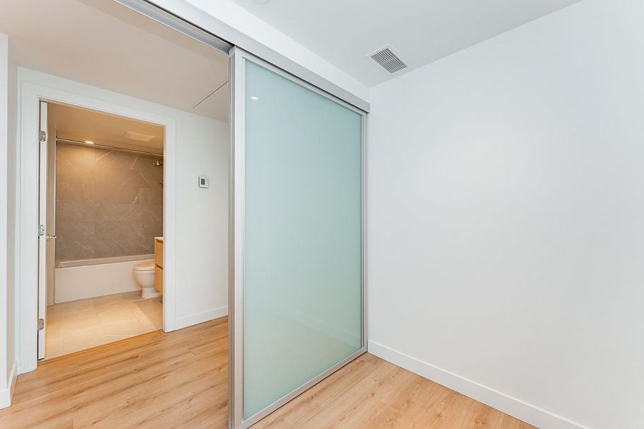 1202 1500 Fern Street North Vancouver, BC - 19