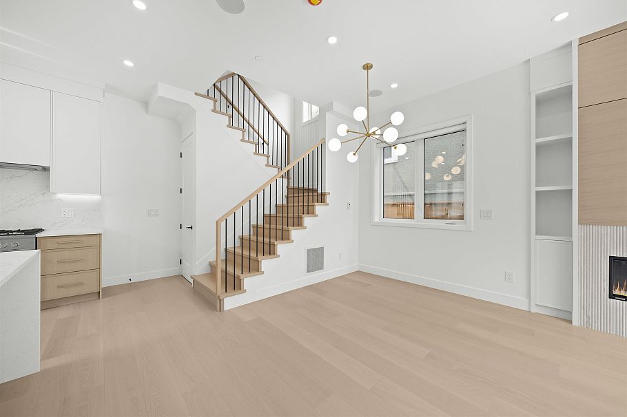 1 6461 E Prince Edward Street Vancouver, BC - 13