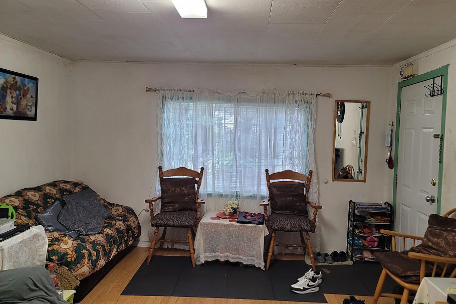 519 Salsbury Drive Vancouver, BC - 4