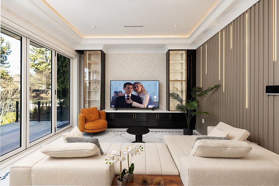 7061 Adera Street Vancouver, BC - 11