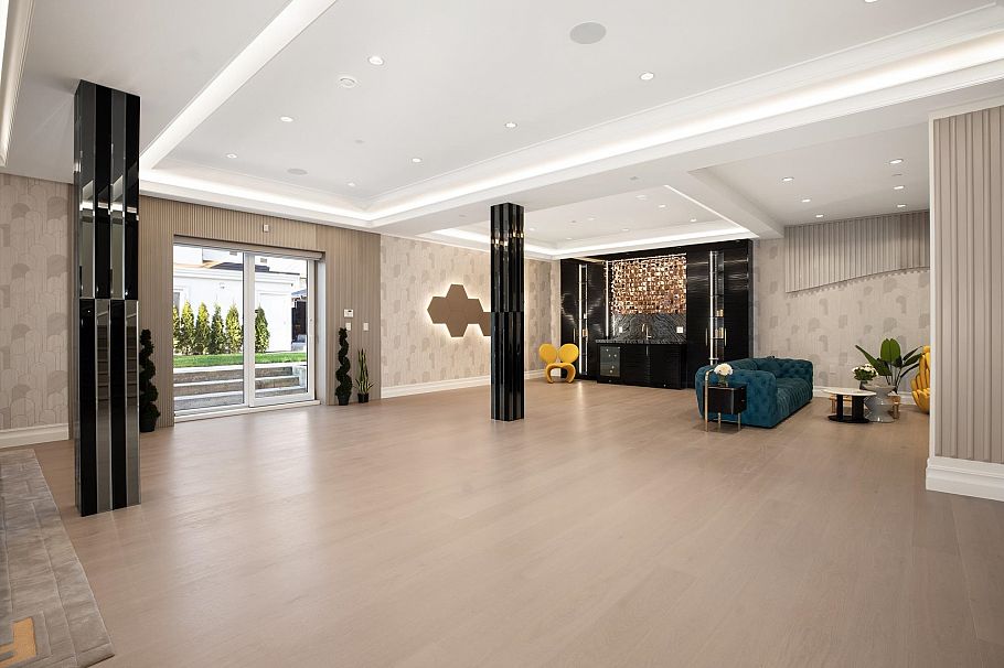 7061 Adera Street Vancouver, BC - 30