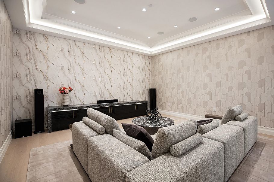 7061 Adera Street Vancouver, BC - 28