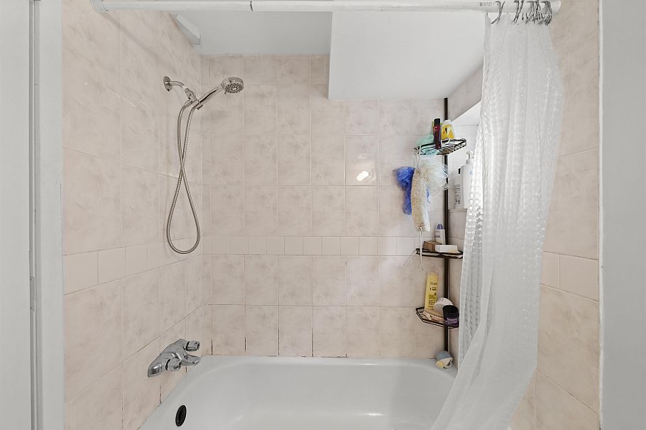 4835 Chatham Street Vancouver, BC - 20