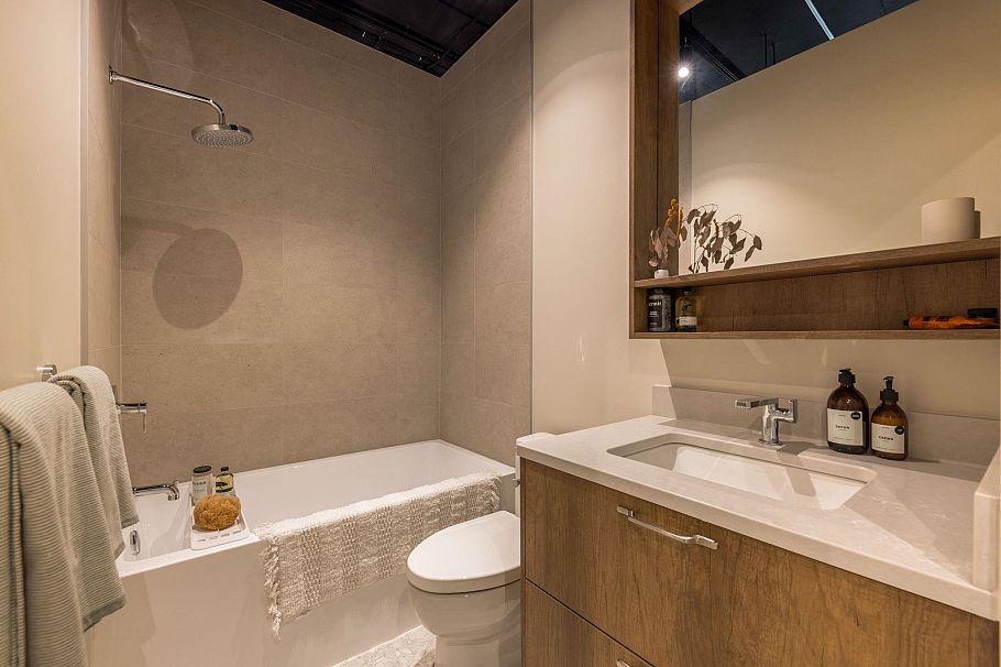 417 133 W 49th Avenue Vancouver, BC - 10