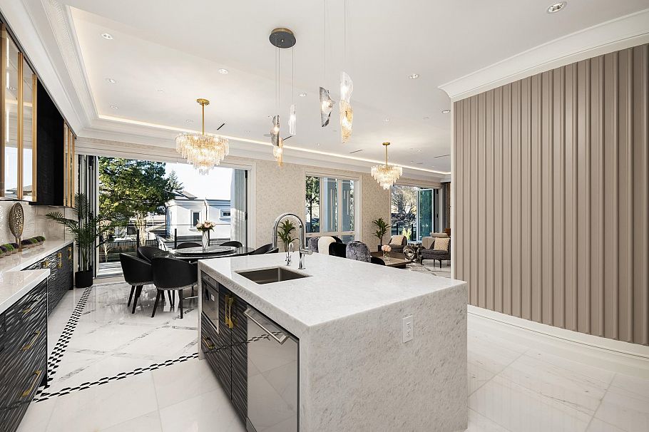 7061 Adera Street Vancouver, BC - 23