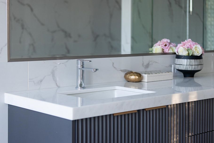 7061 Adera Street Vancouver, BC - 40