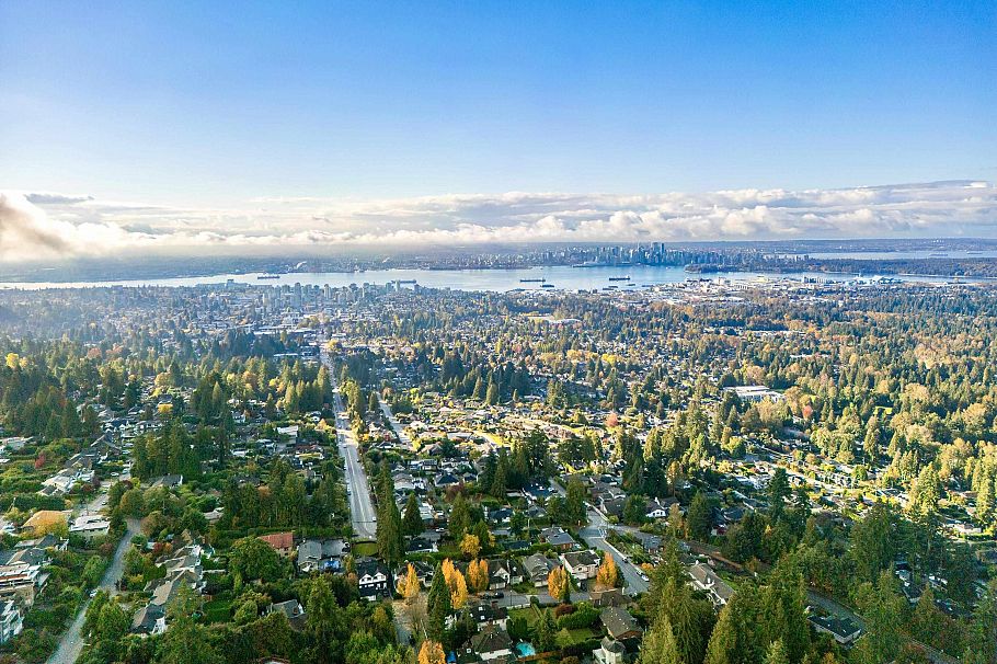 4500 St. Pauls Avenue - Lot A North Vancouver, BC - 3