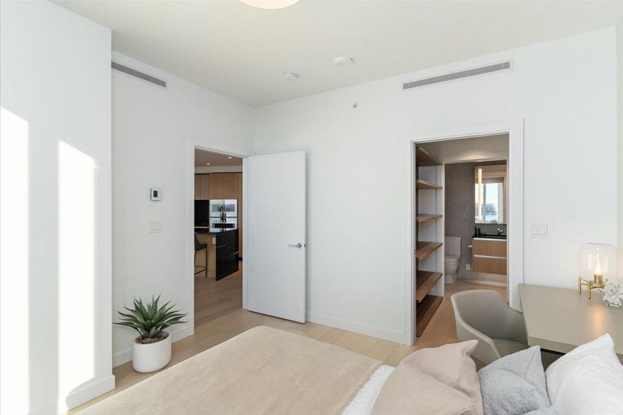 2405 1500 Fern Street North Vancouver, BC - 19