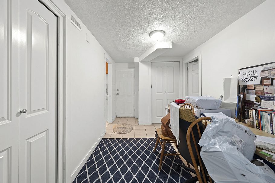 4835 Chatham Street Vancouver, BC - 24