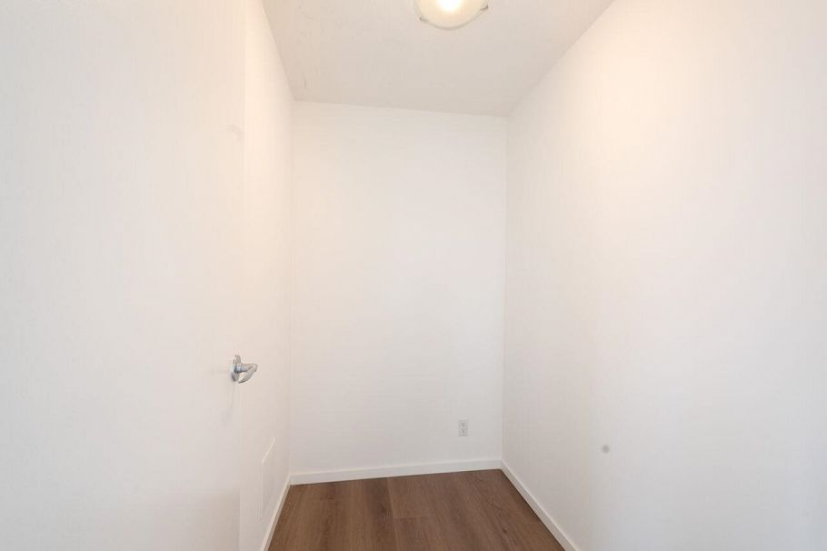 708 1199 Seymour Street Vancouver, BC - 14