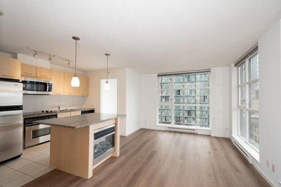 708 1199 Seymour Street Vancouver, BC - 3