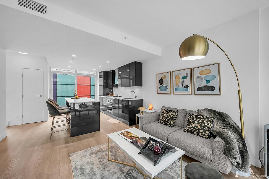 504 1283 Howe Street Vancouver, BC - 5