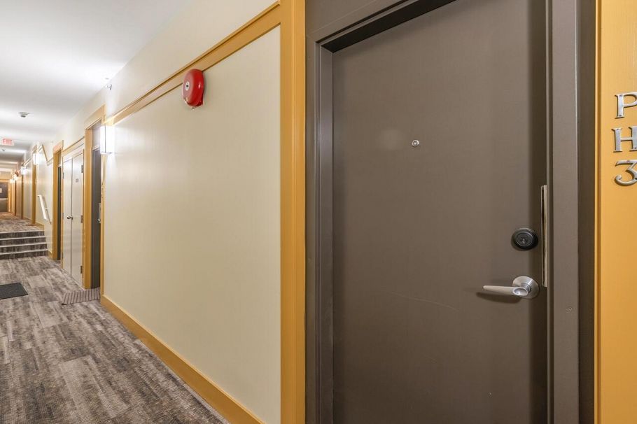 PH3 1503 W 65th Avenue Vancouver, BC - 4