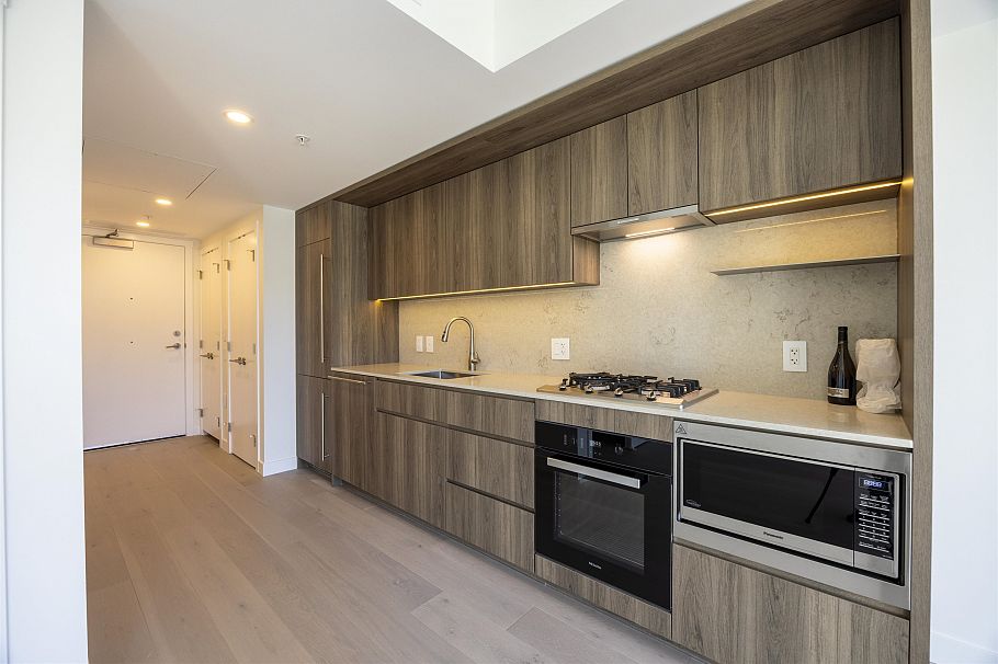 409 5212 Cambie Street Vancouver, BC - 6