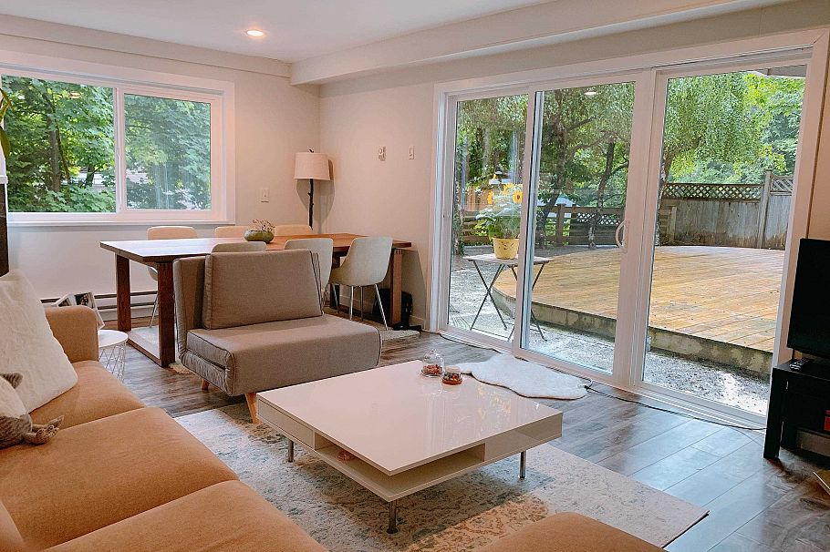 271 Montroyal Boulevard North Vancouver, BC - 22