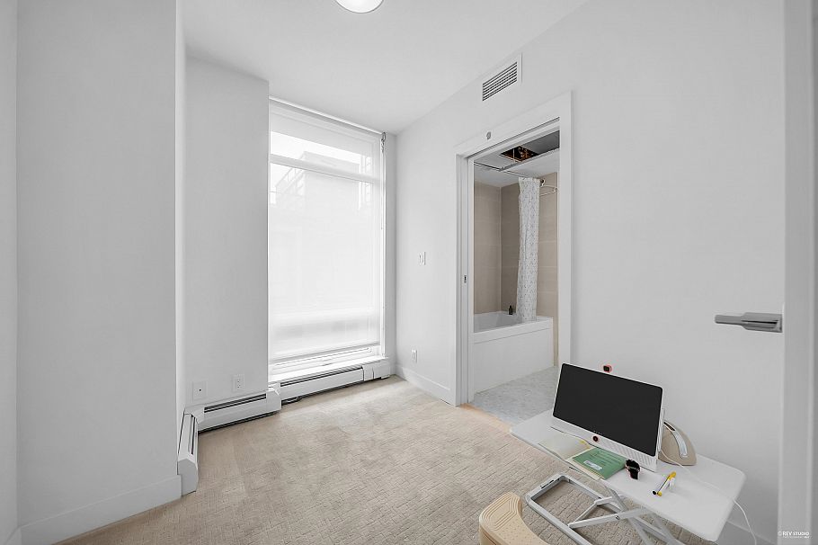 504 1283 Howe Street Vancouver, BC - 10