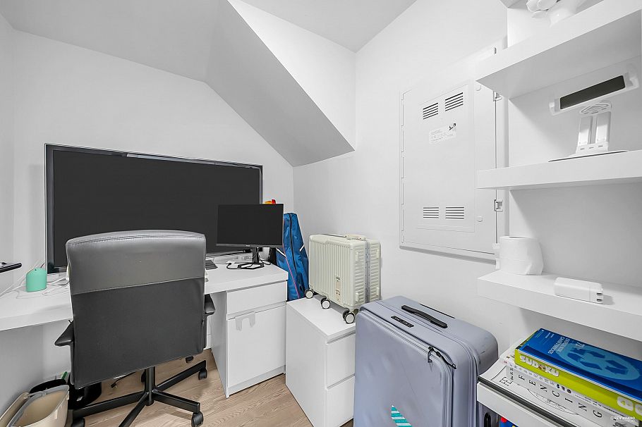 504 1283 Howe Street Vancouver, BC - 18